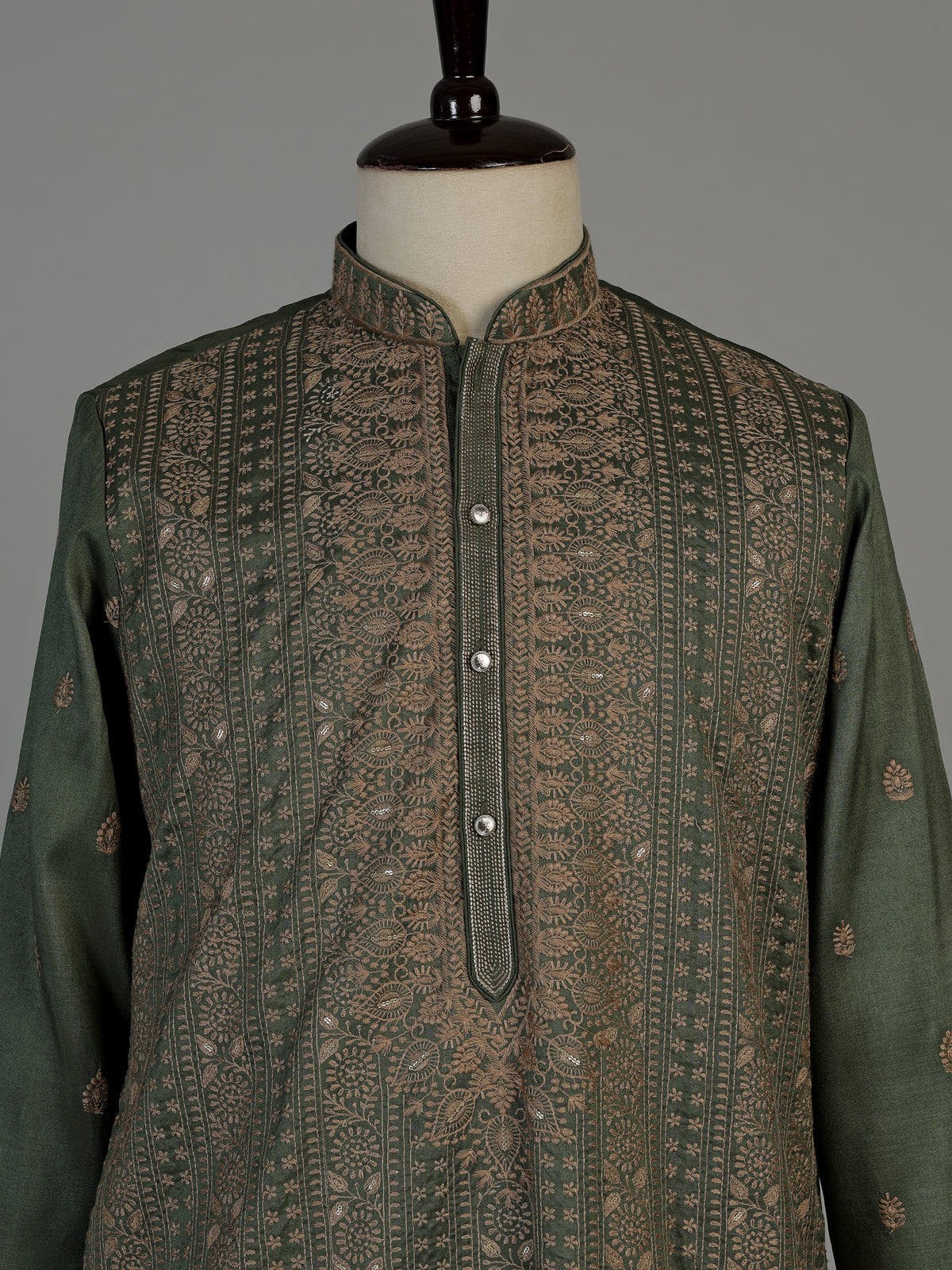 Green silk blend mens kurta suit with intricate butti detailing