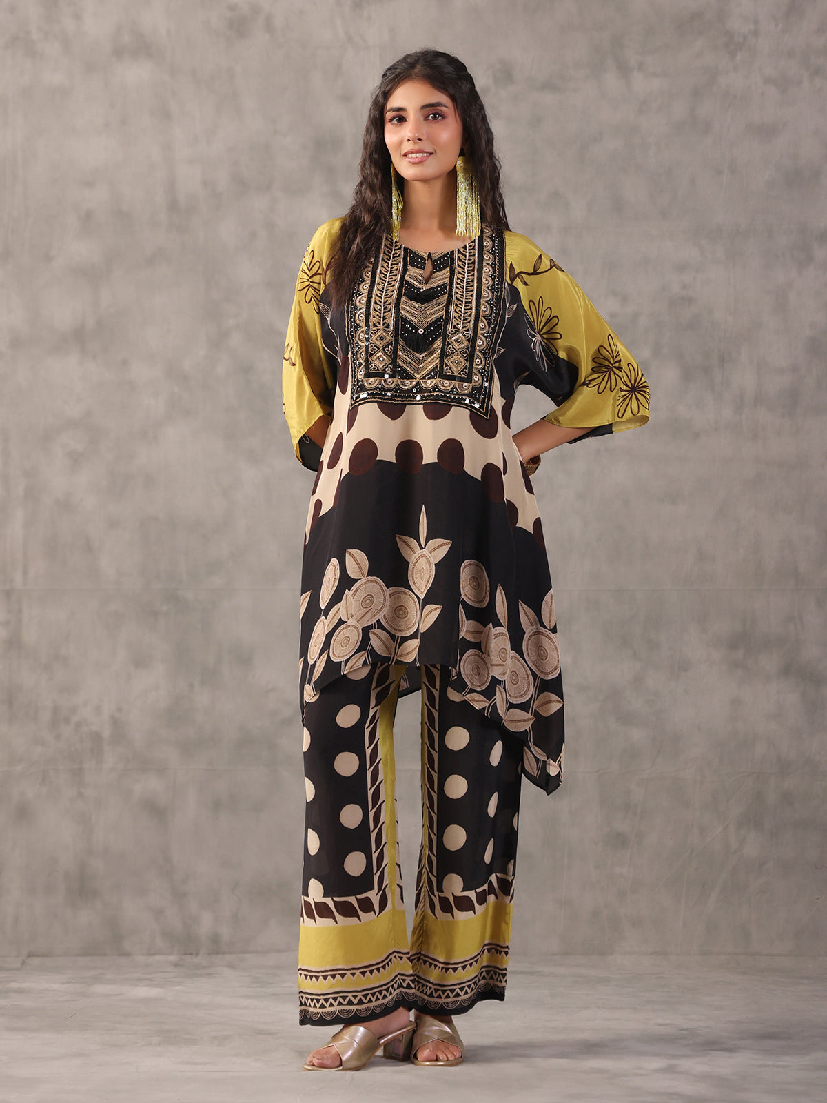 Black ethnic cutdana work tassel co ord set