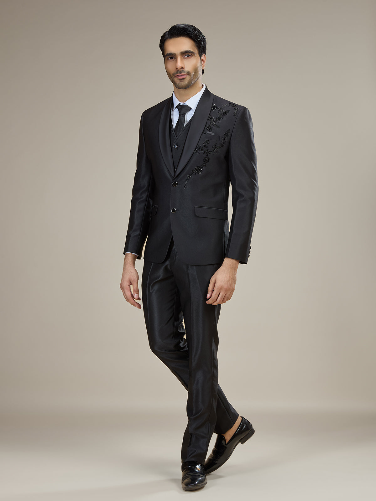 Black embellished shawl lapel coat suit with vest