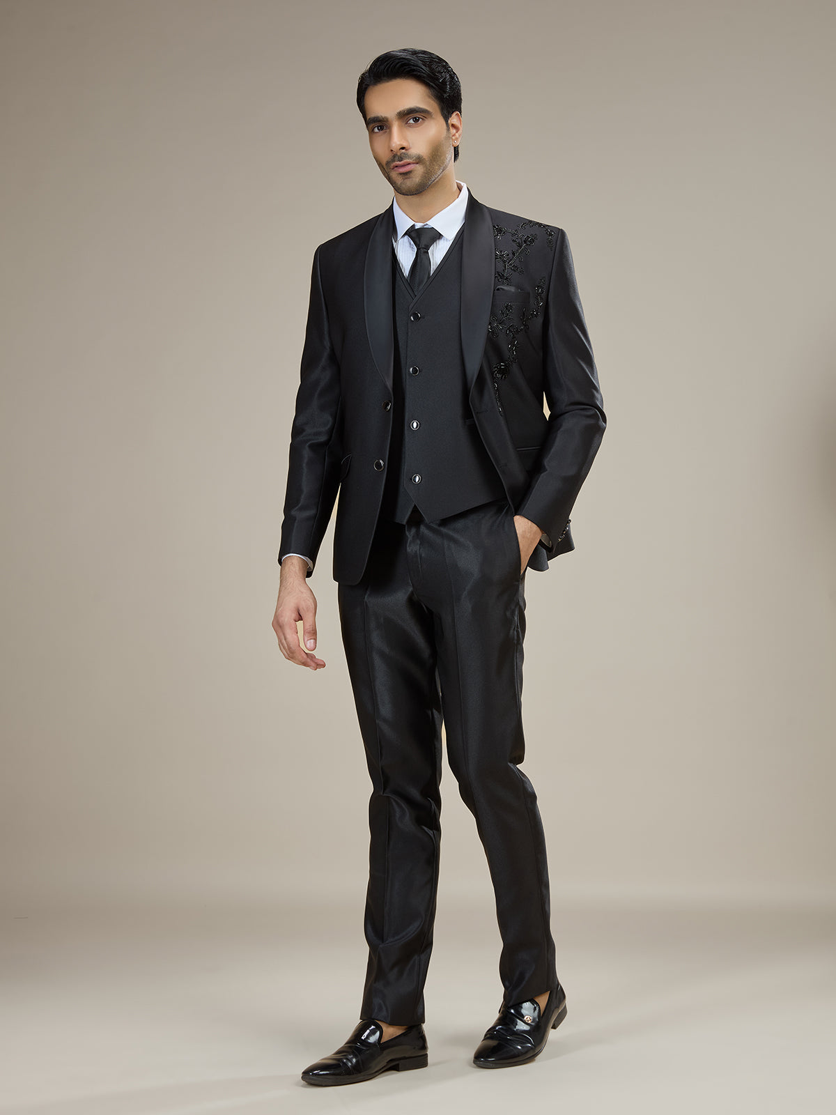 Black embellished shawl lapel coat suit with vest