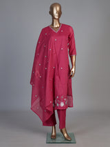Pink cotton silk blend kurti set with delicate embroidered butti
