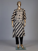 Black silk blend kurti set with printed sweetheart neckline