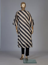 Black silk blend kurti set with printed sweetheart neckline