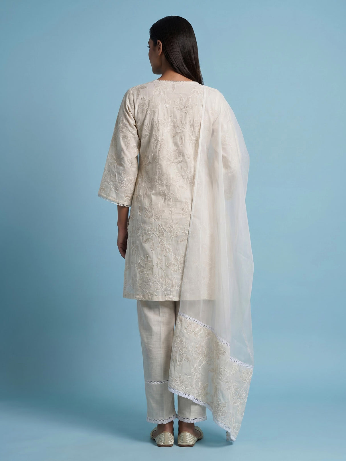 Elegant white cotton blend kurti set with delicate resham work