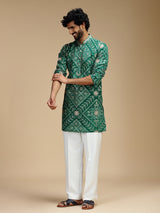 Green pure crepe mens kurta suit with bandhani print