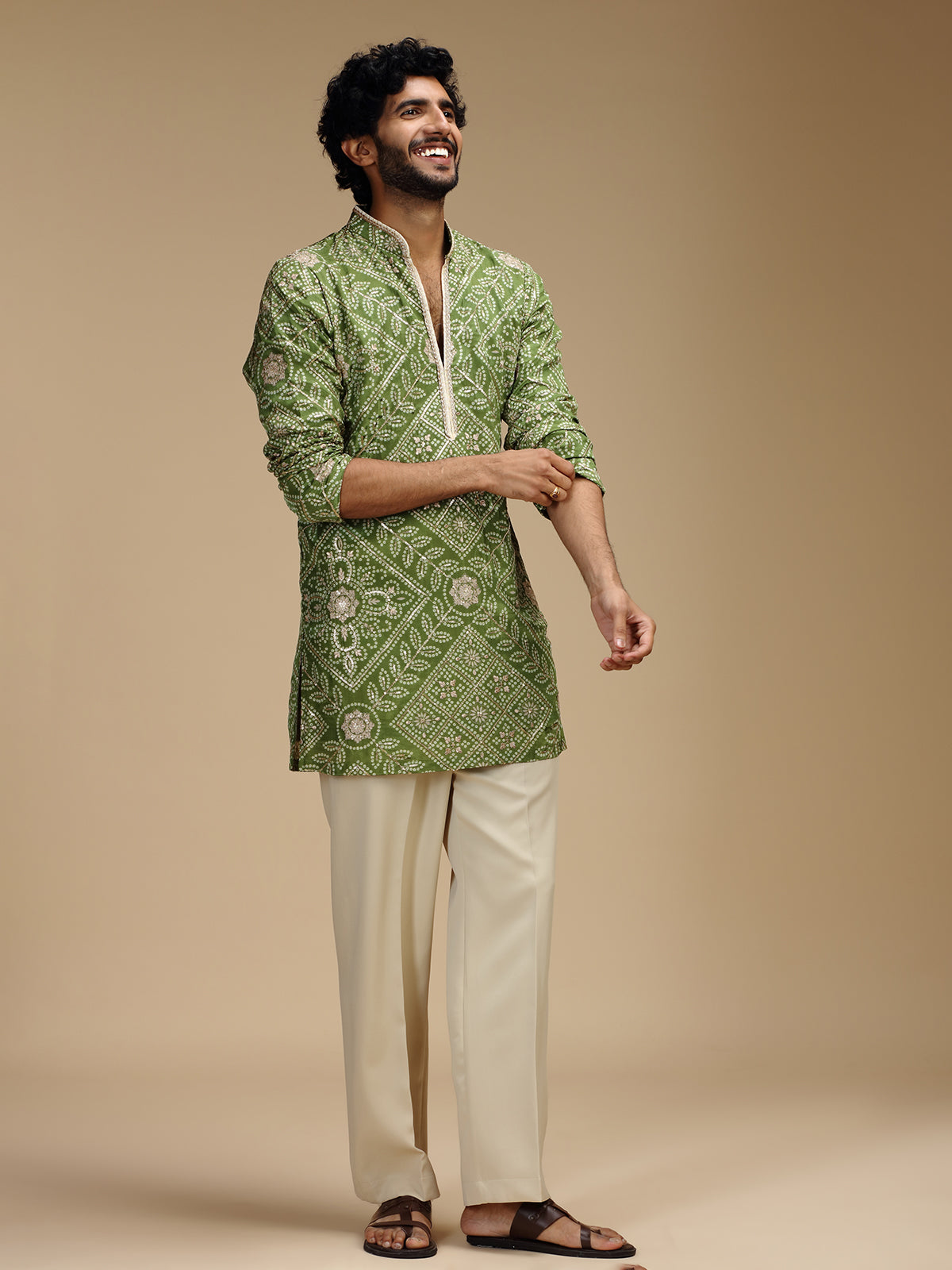 Green pure crepe mens kurta suit with floral medallions