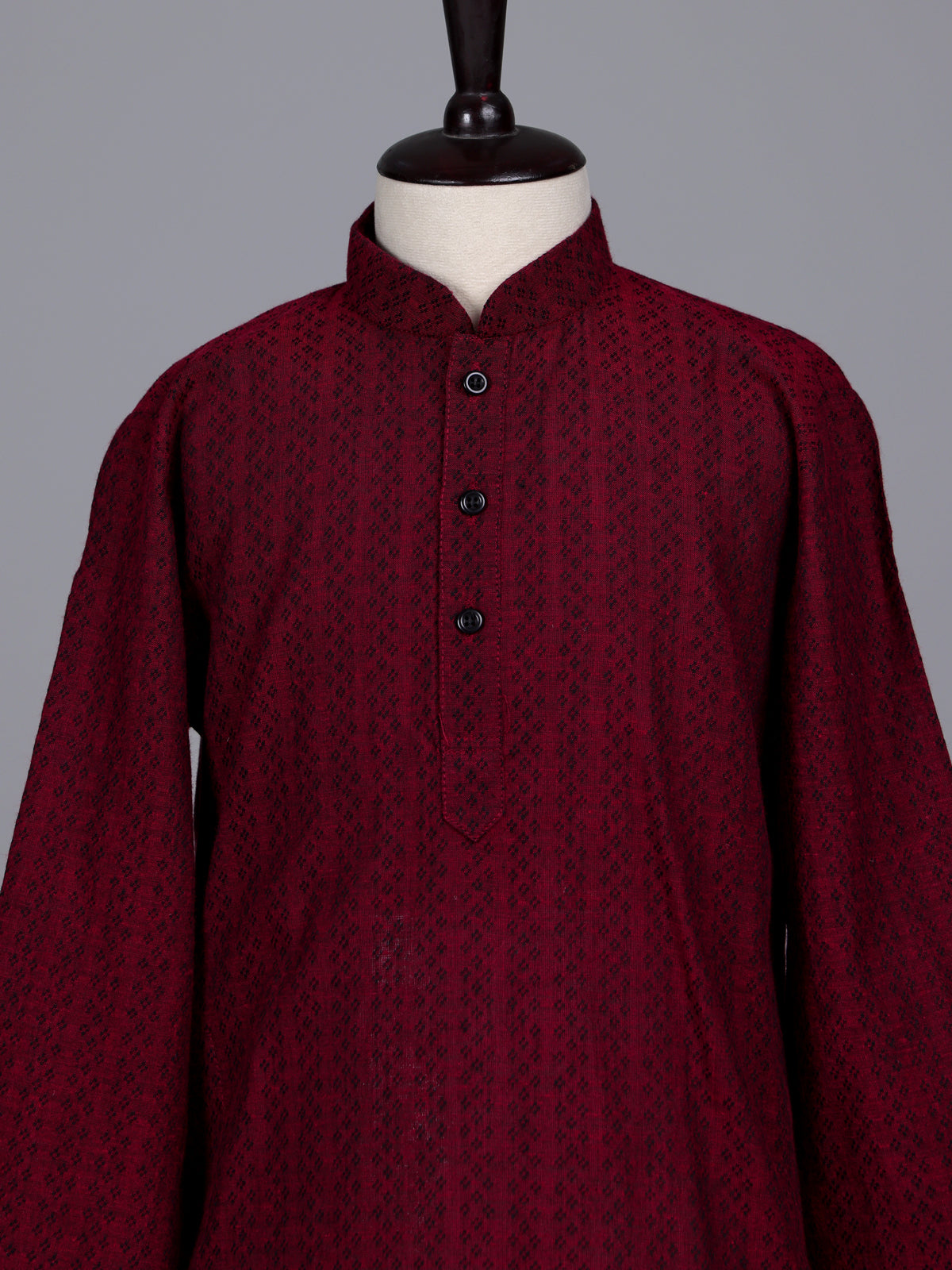 Maroon boys cotton blend kurta suit with thread weaving
