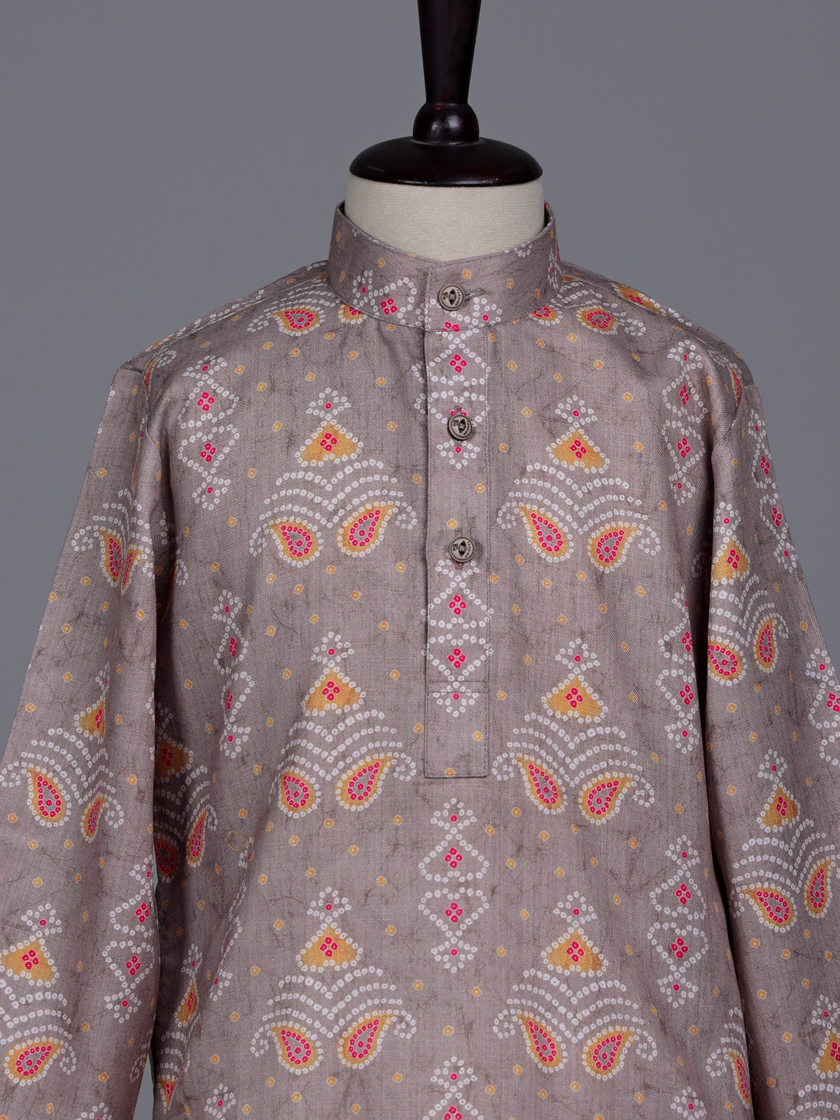 Fawn beige boys linen silk kurta suit with bandhani print