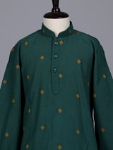 Bottle green boys cotton blend kurta suit with butti work