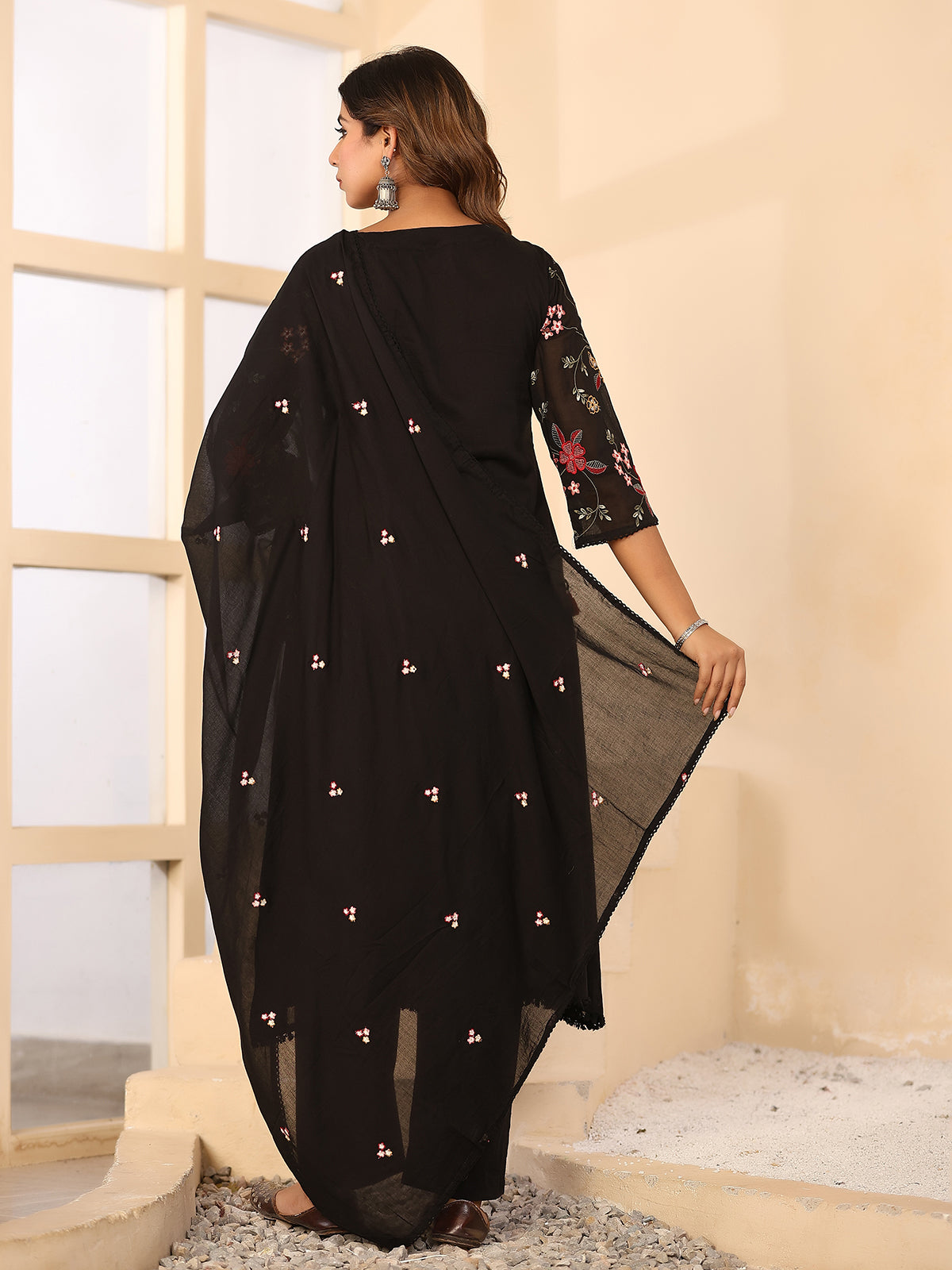 Black floral women kurti set
