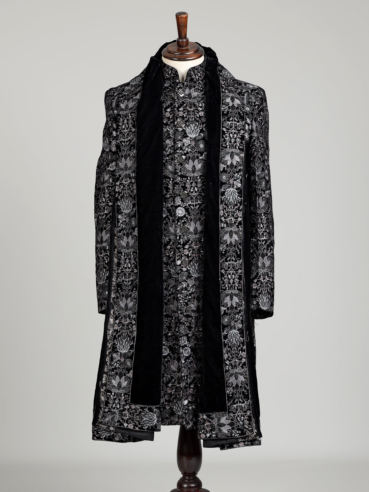 Black georgette slim fit bandhgala indowestern set for mens weddings