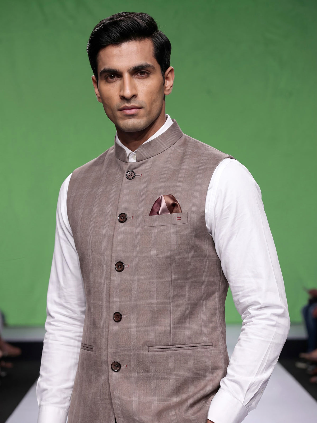 Beige windowpane textured waistcoat with satin pocket square for mens
