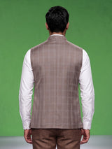 Beige windowpane textured waistcoat with satin pocket square for mens