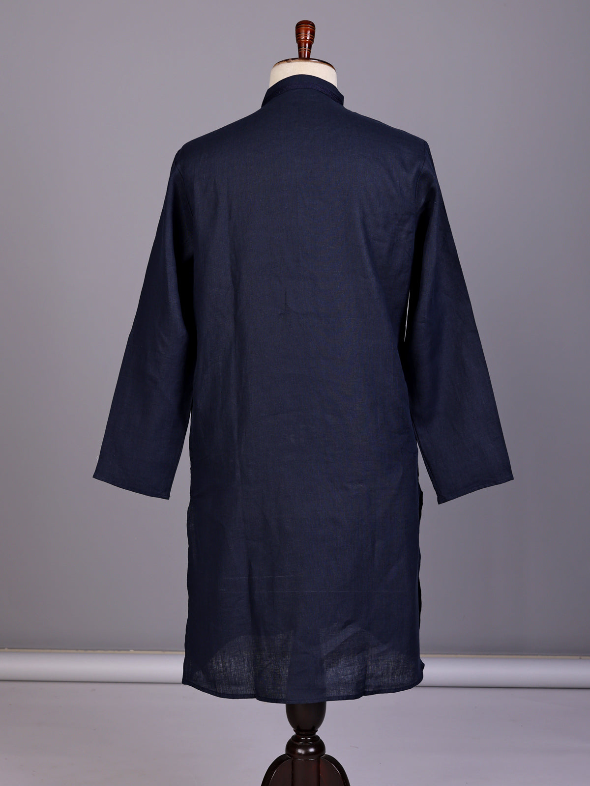 Blue tone-on-tone thread kurta suit with pants for mens