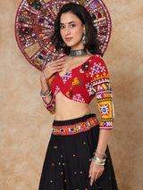 Maroon thread mirror work sweetheart quarter sleeve blouse design