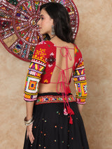 Maroon thread mirror work sweetheart quarter sleeve blouse design