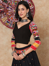 Black thread mirror work sweetheart quarter sleeve blouse design