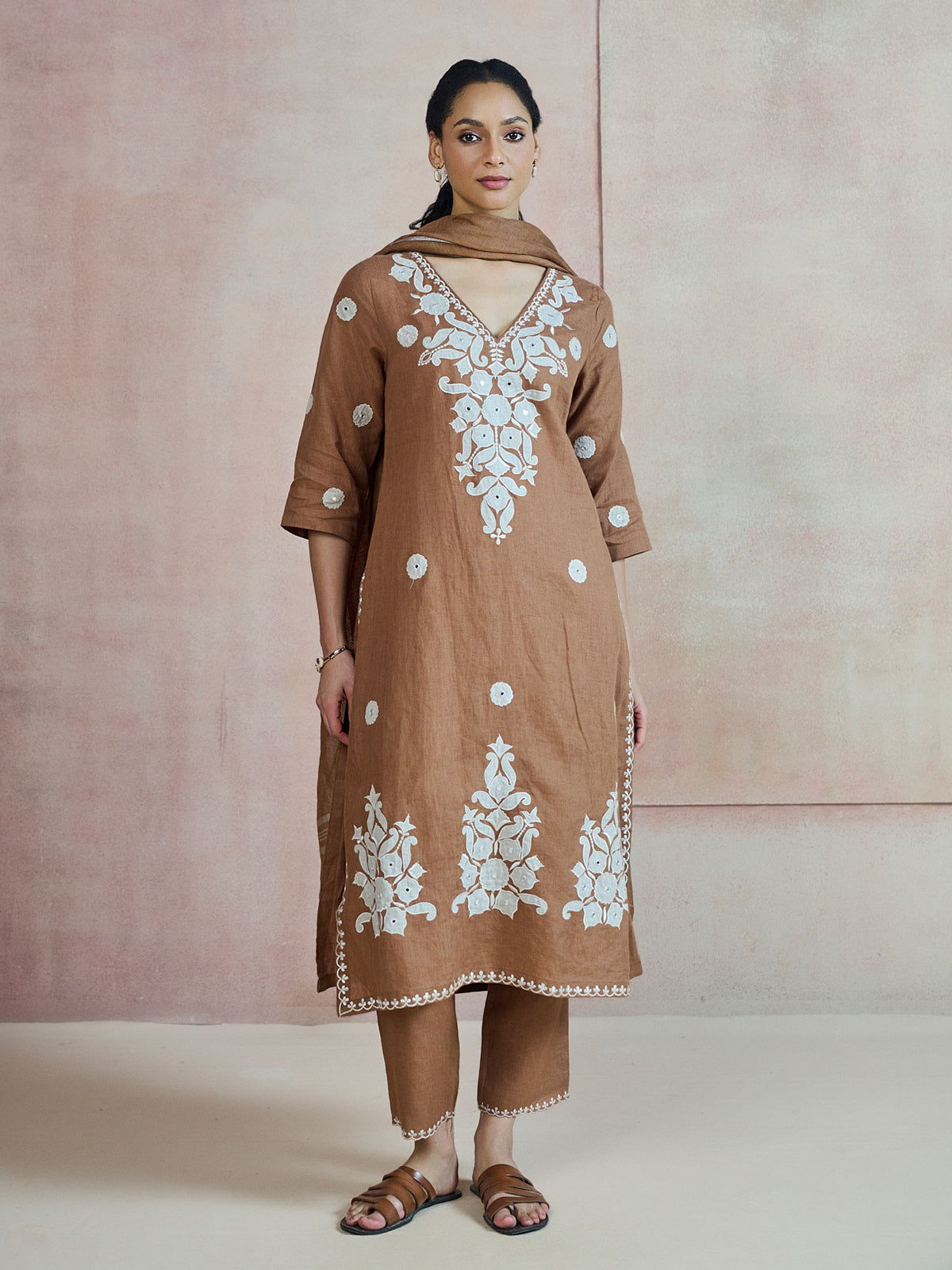 Brown aabla floral border women kurti set