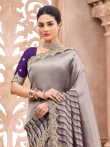 Pastel purple ornate wave border women saree
