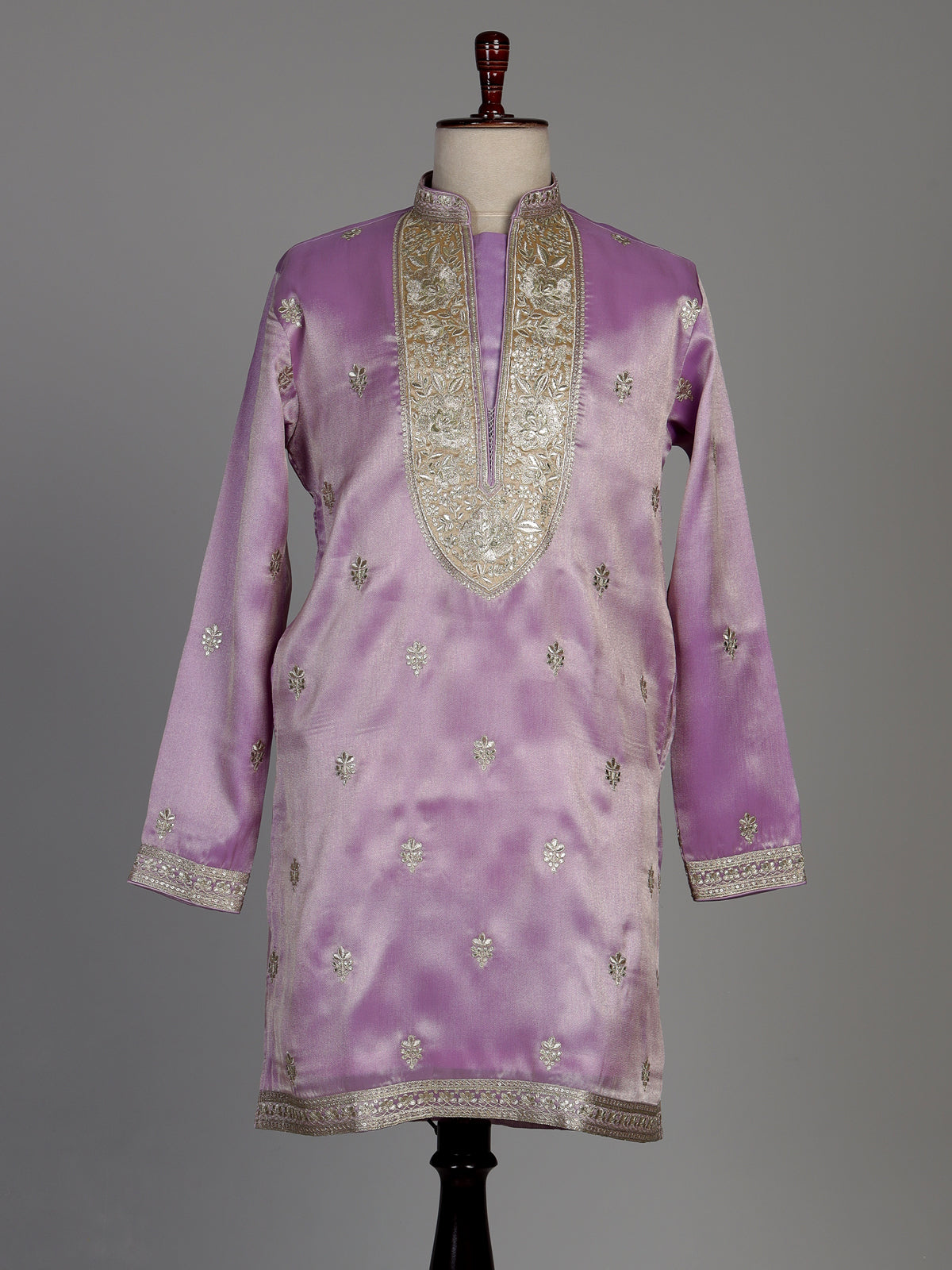 Pastel lilac silk blend kurta set with embroidered yoke detailing