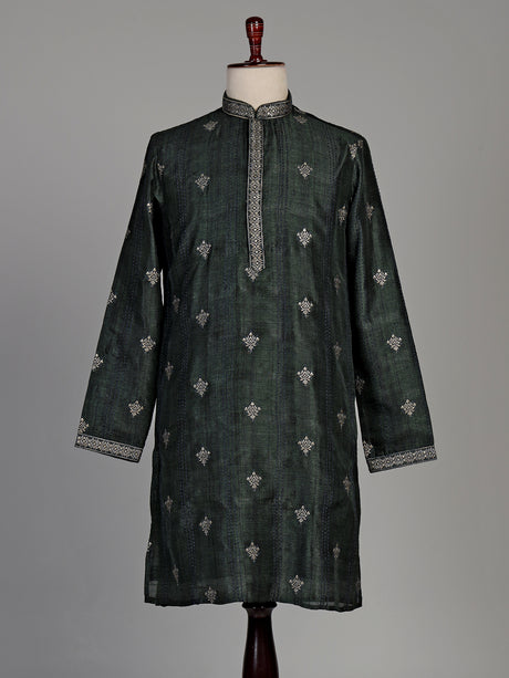 Forest green silk blend kurta set with antique silver detailing