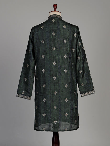 Forest green silk blend kurta set with antique silver detailing