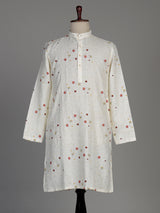 Cream cotton silk kurta set with chikankari floral embroidery