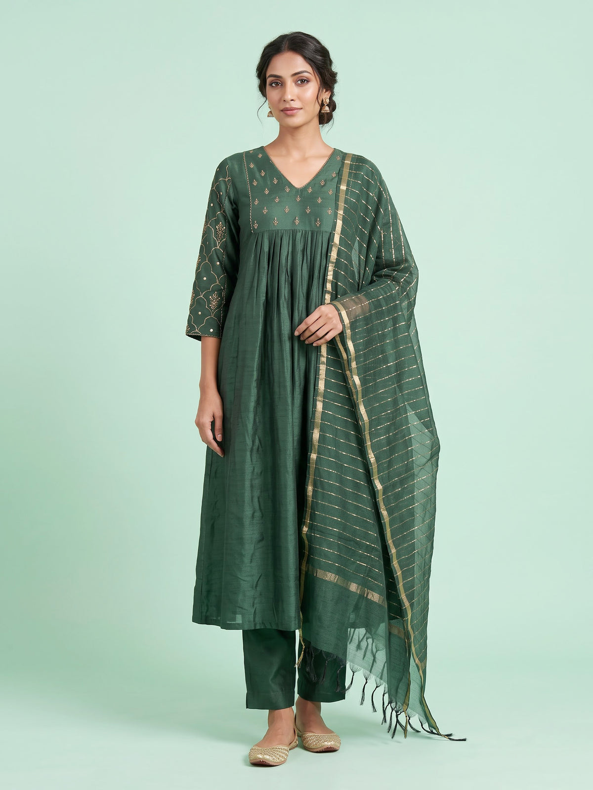 Green empire floral women kurti set