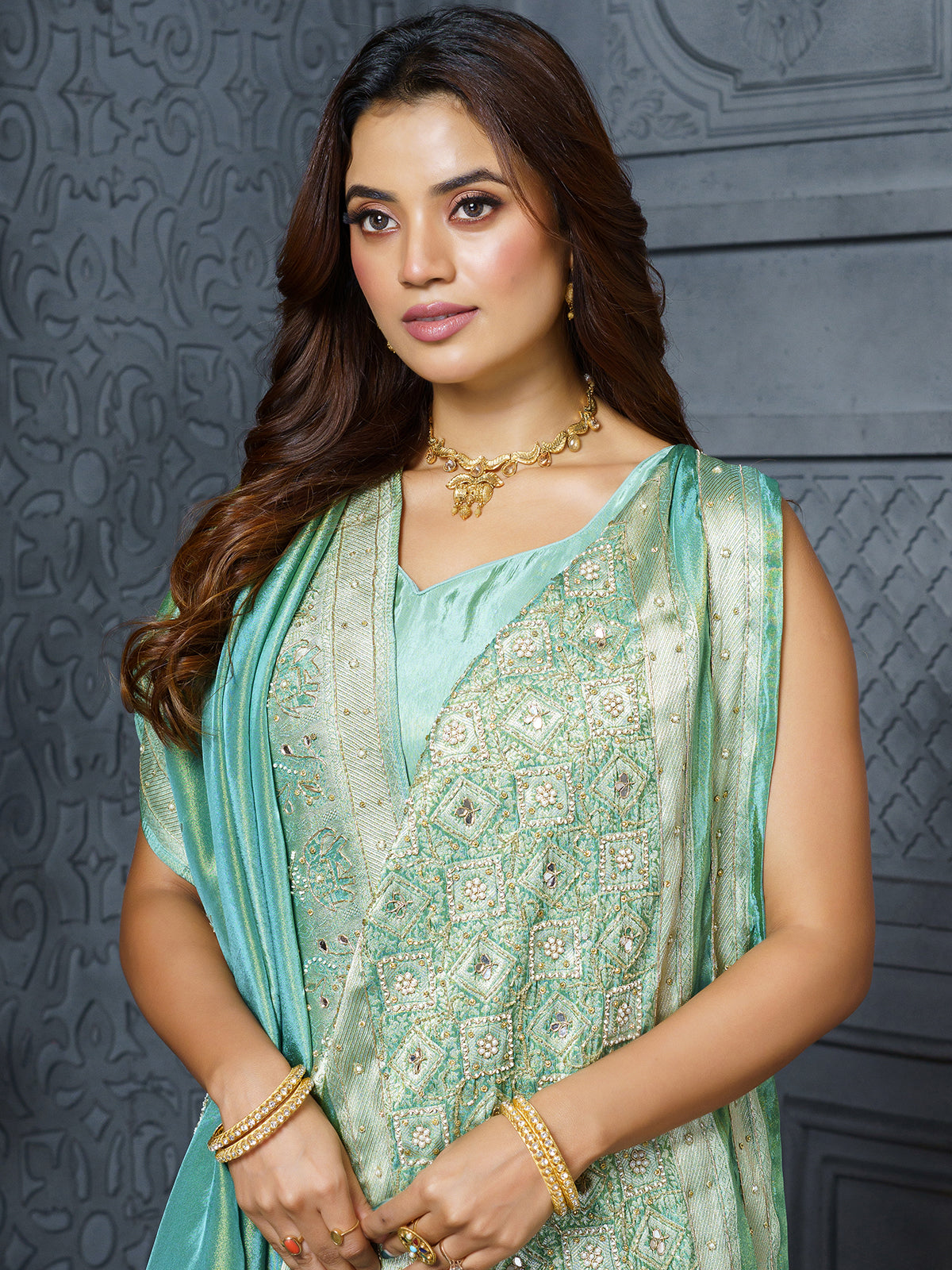 Pastel blue floral pallu tissue saree for women