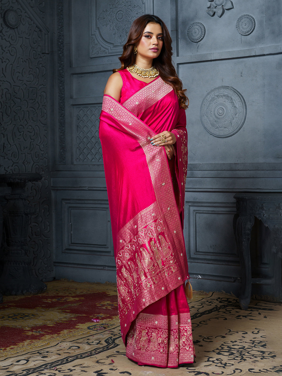 Pink royal court motif designer dola silk saree for women