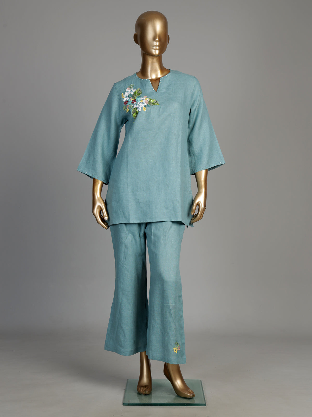 Blue gardenia bouquet women co-ord set