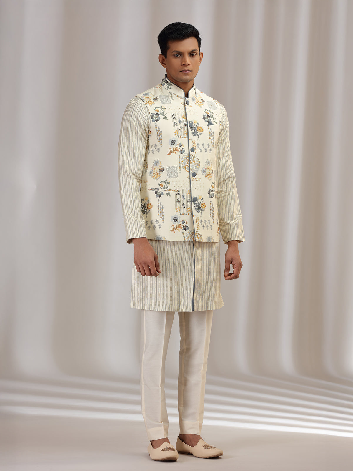Cream cotton silk waistcoat set with print