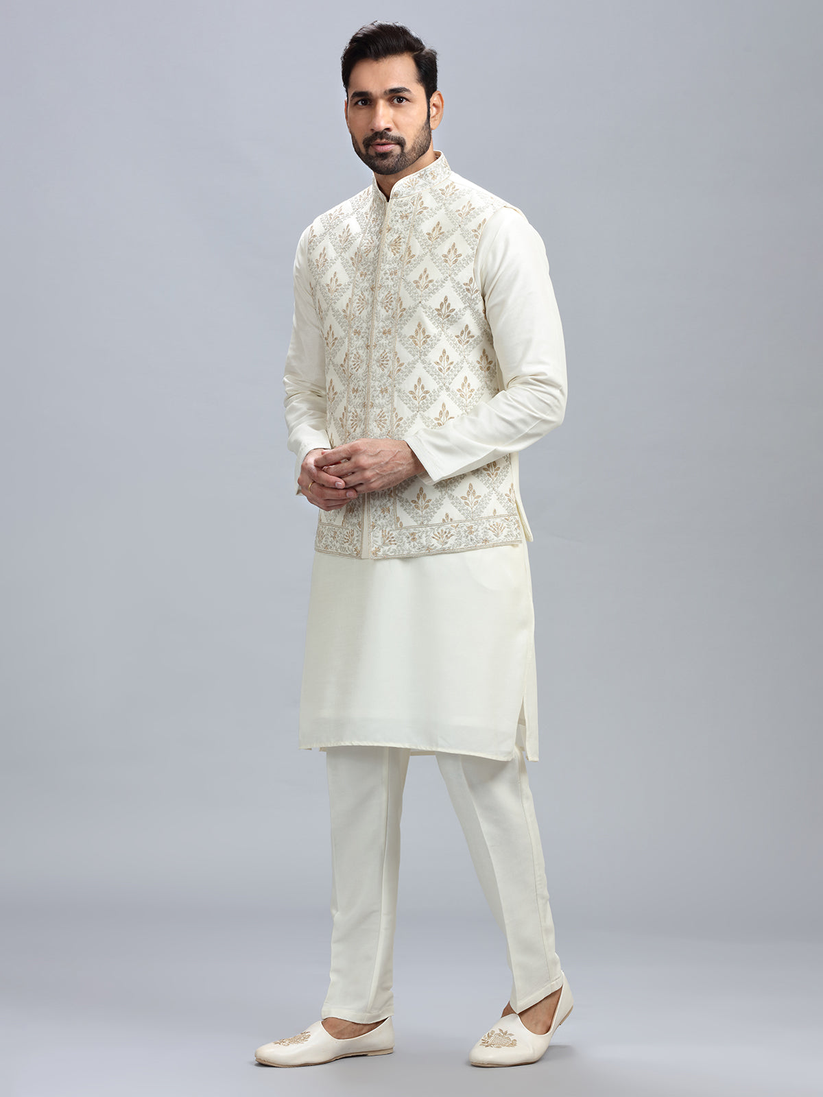 Elegant off white silk waistcoat set for men