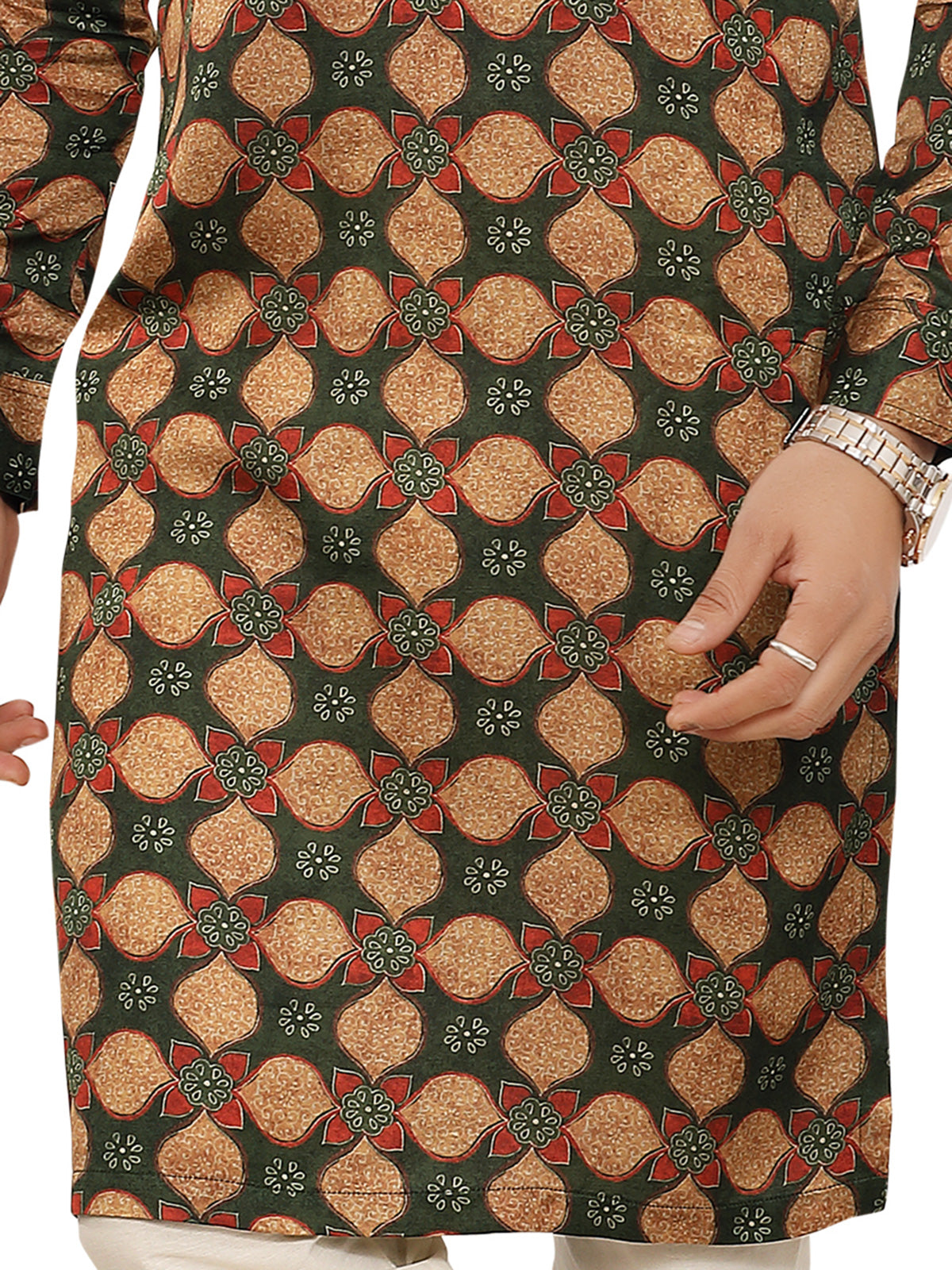 Green kurta in stylish print pattern