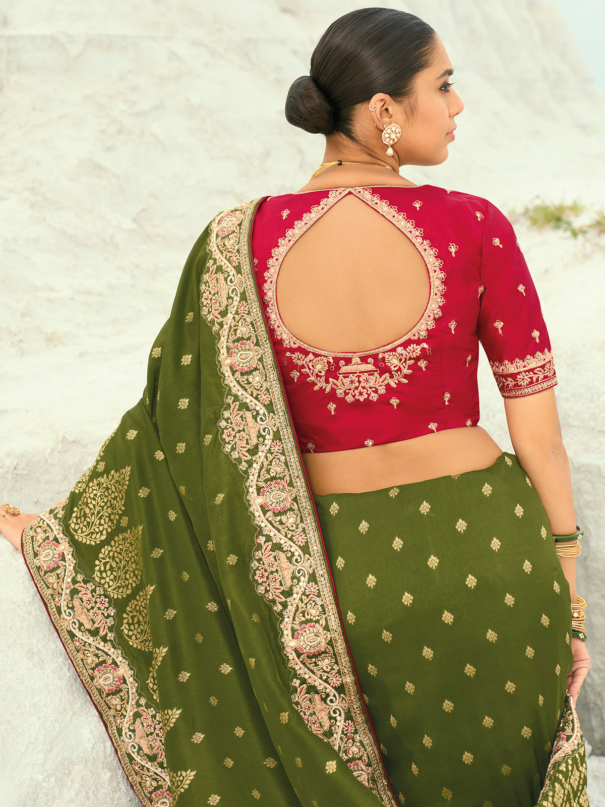 Mehendi green dola viscose saree with zari