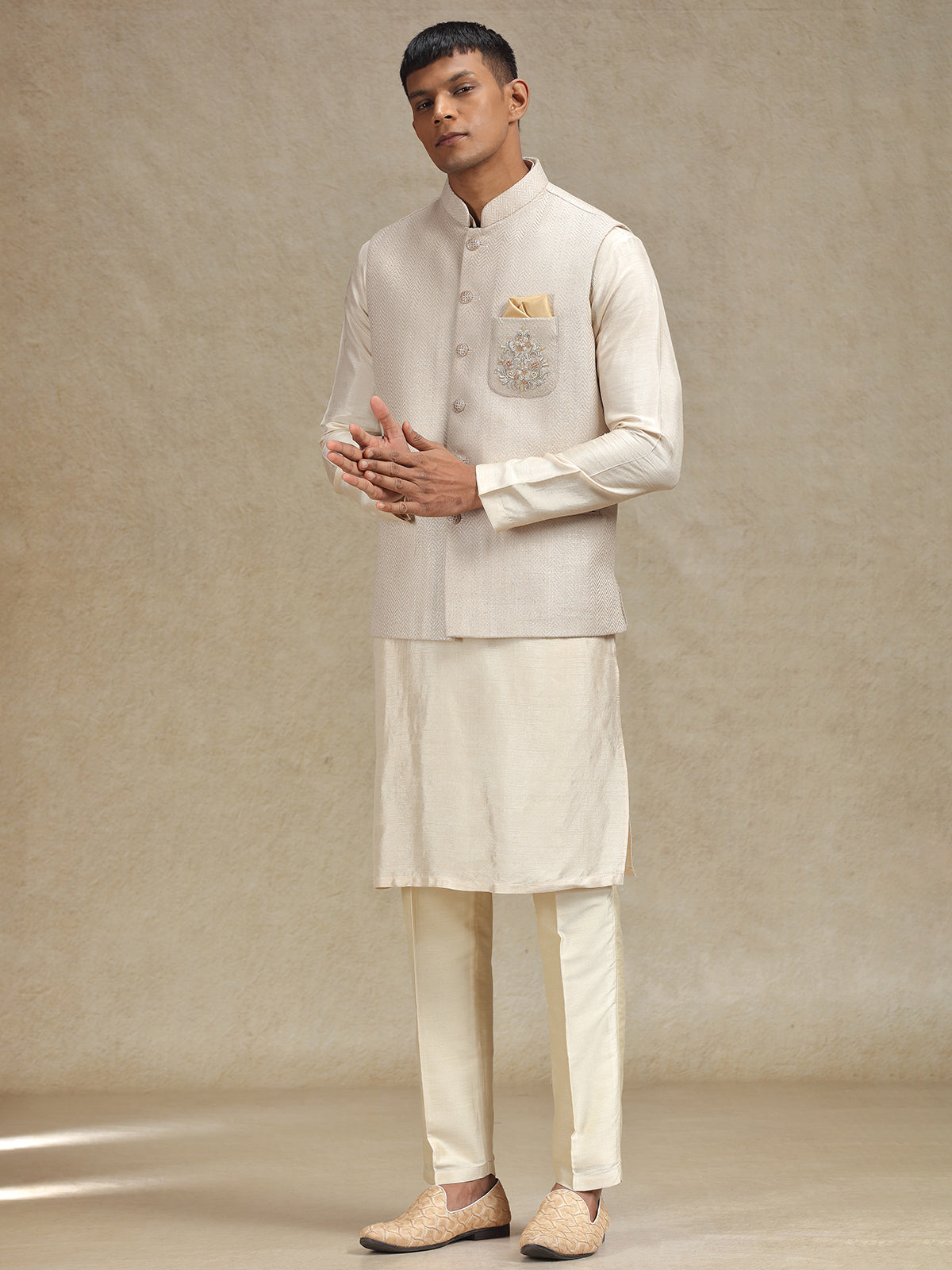 Natural beige waistcoat set with intricate work