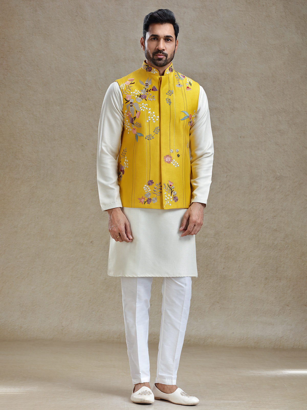 Yellow waistcoat set in embroidery work
