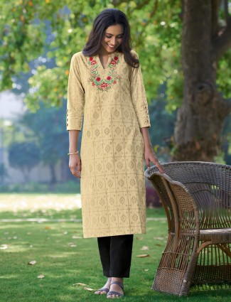 Alluring beige printed cotton women kurti