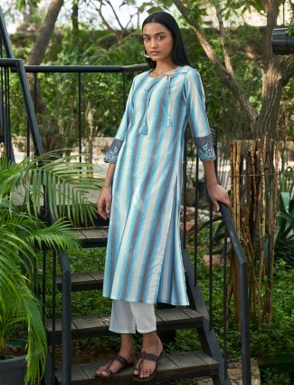 Casual wear hue kurti in stripe beautiful sky blue