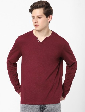 Celio solid maroon slim fit cotton t-shirt