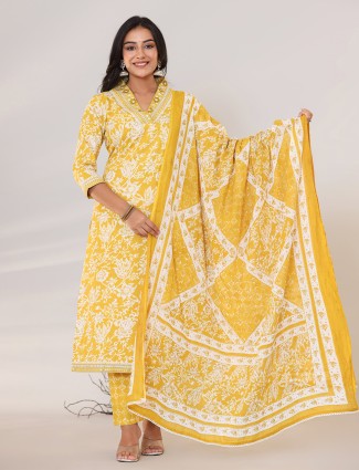 Cotton printed kurti set in yellow
