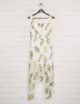 Deal latest printed cream top
