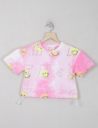 Deal printed casual pink cotton top for girls