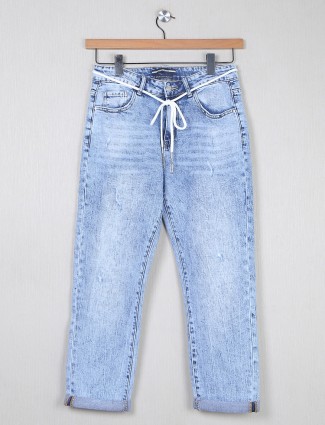 Deal sky blue denim washed jeans for casual wear