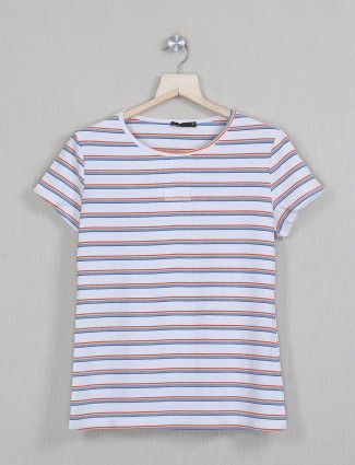 Deal stripe white hued knitted fabric womens top
