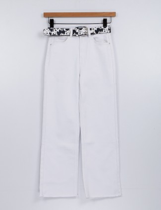 Deal white solid jeans