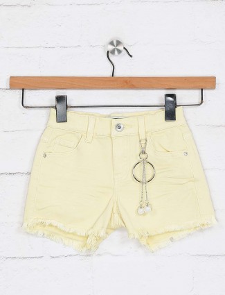 Deal yellow latest denim solid shorts