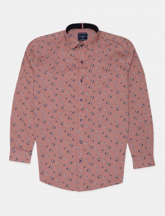 Flirt printed style peach slim fit shirt for men