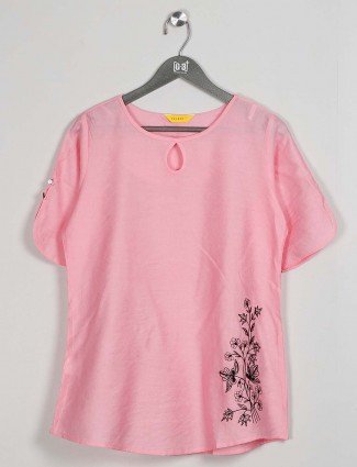 Gorgeous pink casual wear top in cotton