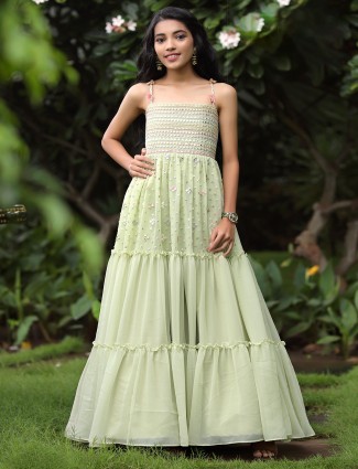 Green hue georgette fabric party wear gown